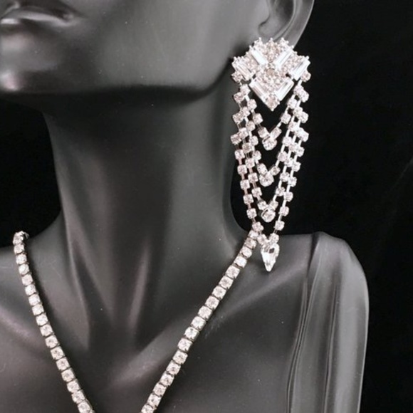 Dramatic Rhinestone Necklace & Earring Set - Picture 3 of 5